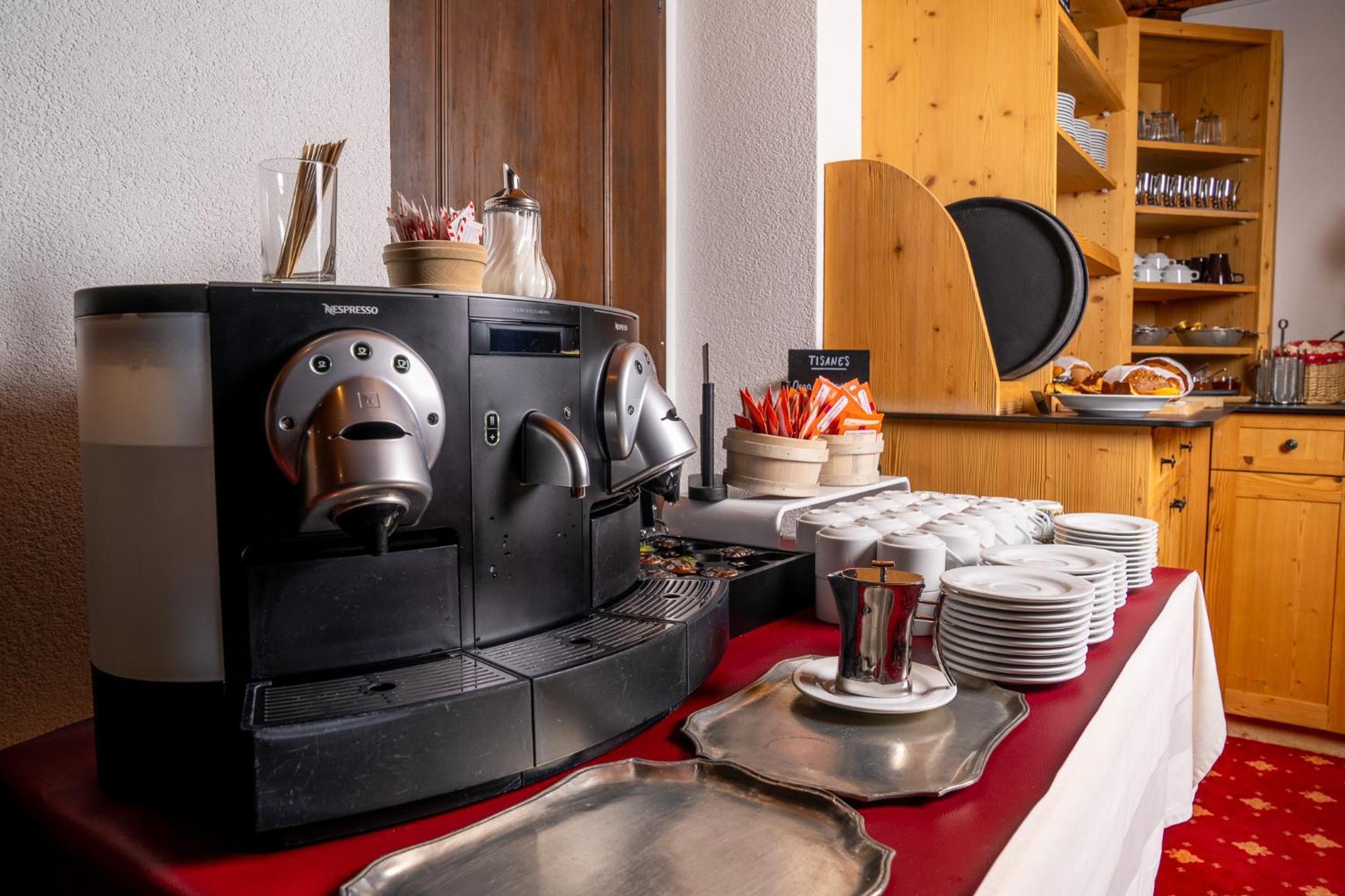 Hotel De Gruyeres Zewnętrze zdjęcie